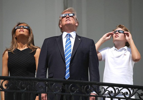 Toàn cảnh 4 năm nhiều sóng gió của Tổng thống Trump