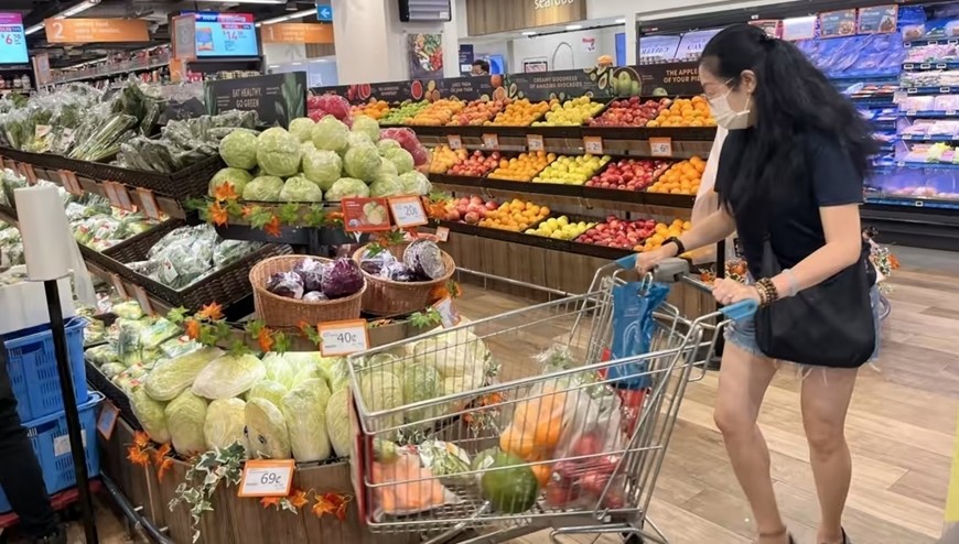 Muôn kiểu chống “bão giá”