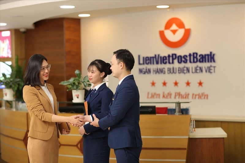 LienVietPostBank: Dòng tiền tiếp tục âm nặng và nỗi lo nợ xấu