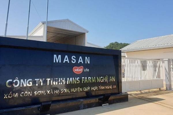 Trang trại heo của Công ty MNS Farm Nghệ An tiếp tục “hành dân”