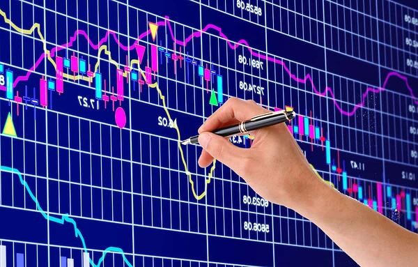 Nhịp đập Thị trường 10/08: Giằng co quanh tham chiếu