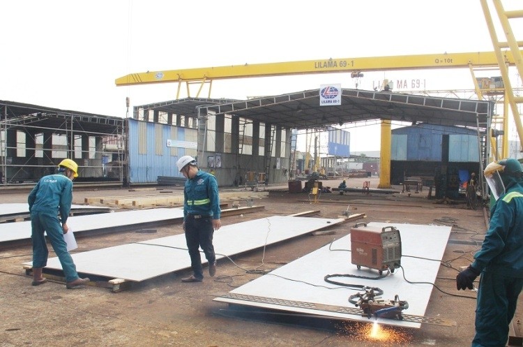 L61 từ lãi thành lỗ sau soát xét, lãnh đạo ồ ạt thoái sạch vốn