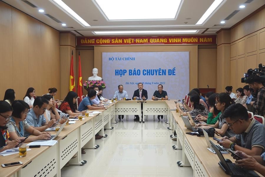 "Nắm thóp" các công ty chứng khoán để lần dấu sai phạm phát hành trái phiếu doanh nghiệp
