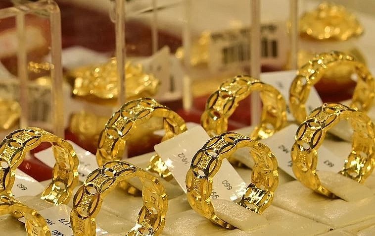 Giá vàng hôm nay 22/9: Giá vàng 9999 trong nước điều chỉnh nhẹ