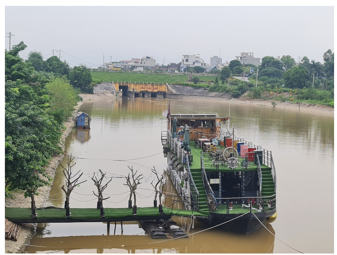 Ngang nhiên lấn chiếm, xâm phạm hành lang bảo vệ công trình thủy lợi Bắc Hưng Hải