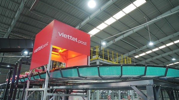Viettel Post: Doanh thu đi ngang, dòng tiền kinh doanh âm 156 tỷ