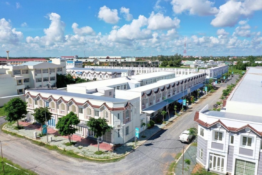 Địa ốc Hoàng Quân (HQC) đang nợ Bảo hiểm Xã hội của 64 người lao động với giá trị 14,73 tỷ đồng