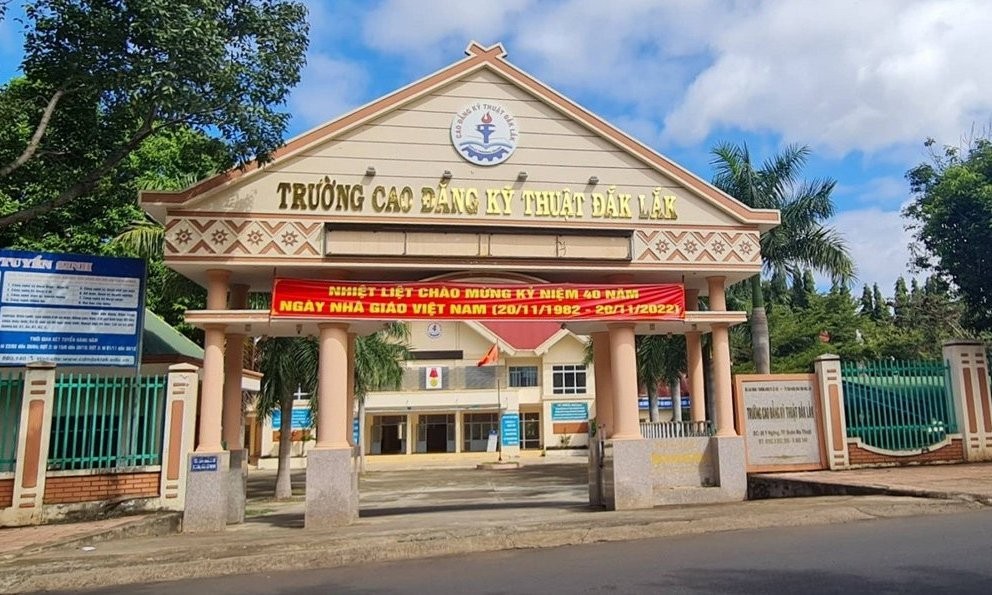 Phát hiện sai phạm tại trường cao đẳng tuyển sinh chui 243 học viên