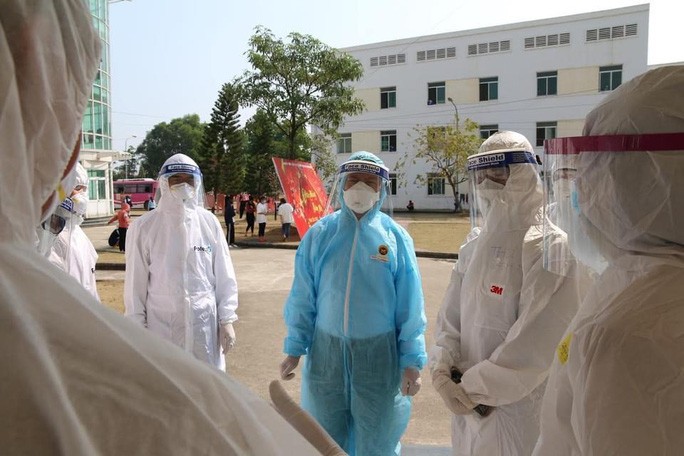 NÓNG: Cô gái 24 tuổi dương tính với SARS-CoV-2, là F1 của ca bệnh người Nhật Bản