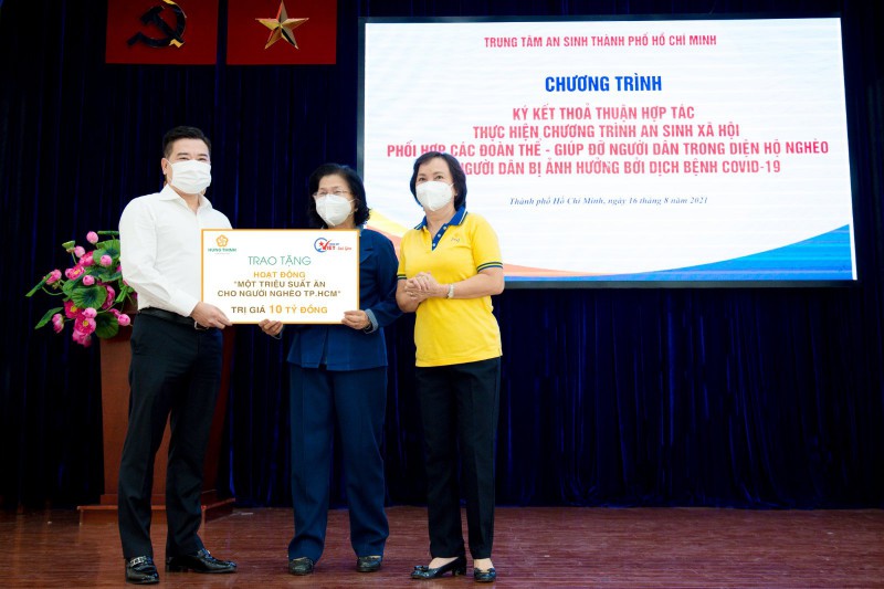 Hưng Thịnh tiếp tục góp 10 tỷ đồng để tặng suất ăn cho người nghèo