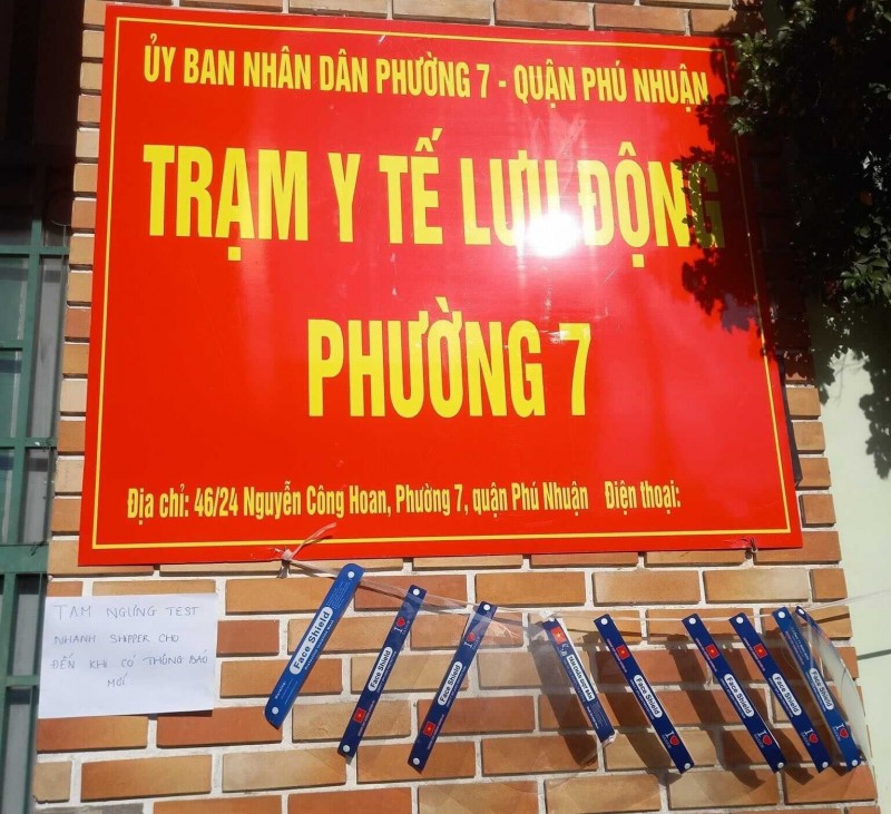 Nhiều trạm y tế ngừng xét nghiệm miễn phí cho shipper ở TP.HCM