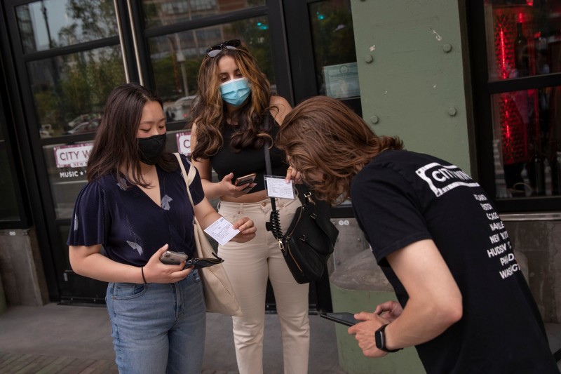 Thẻ xanh là 'chìa khóa đến New York'