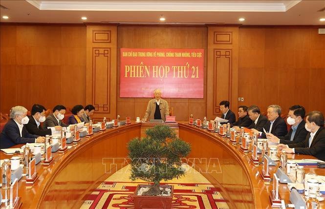 Kỷ luật 32 cán bộ cấp cao liên quan đến tham nhũng