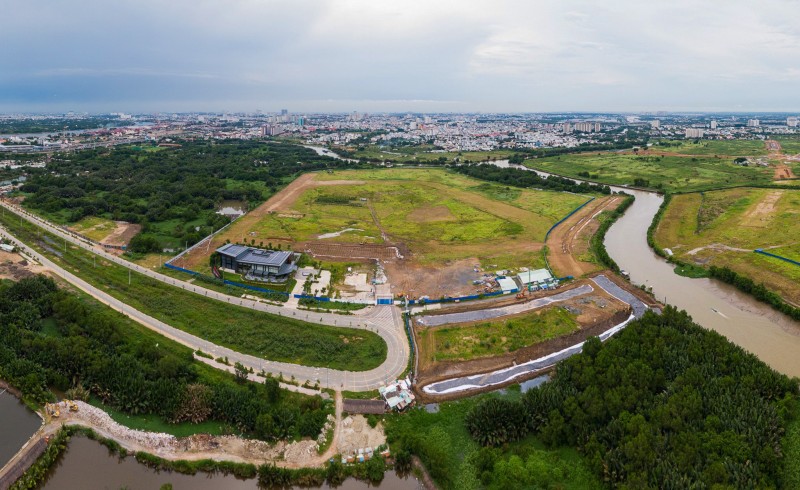 Siêu dự án Saigon Sports City gần như bất động sau 2 năm khởi công