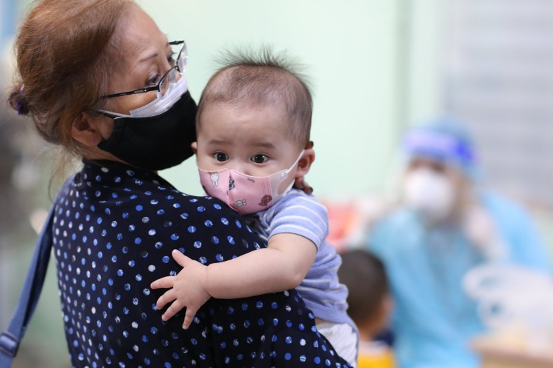 Chưa dậy thì, trẻ tiêm vaccine Covid-19 có thể bị vô sinh?