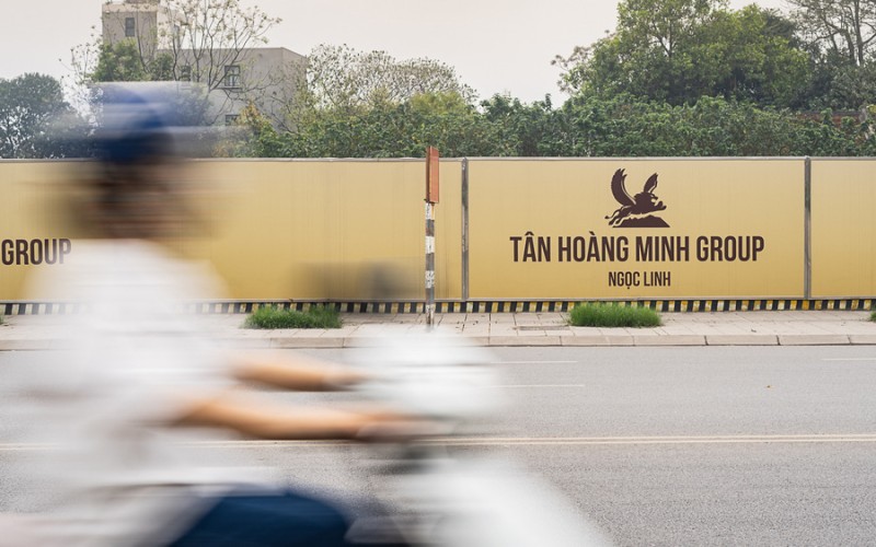 Khu đất vàng cỏ mọc um tùm tại Yên Phụ mới ghi tên Tân Hoàng Minh: Dự định để xây công viên từ 2007, đến nay vẫn chưa triển khai