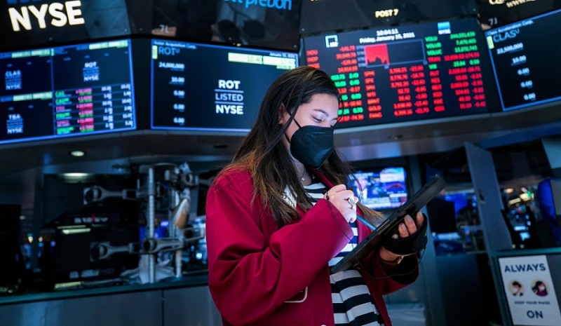 Chứng khoán Mỹ đảo chiều cuối phiên, Dow Jones mất hơn 200 điểm