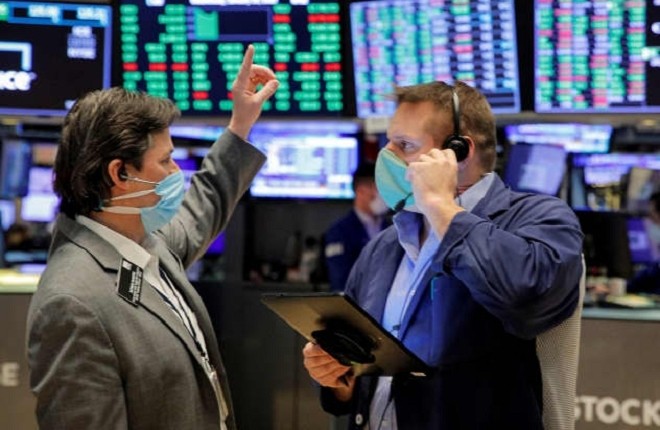 Chứng khoán Mỹ tăng 2 phiên liên tiếp dù GDP gây thất vọng