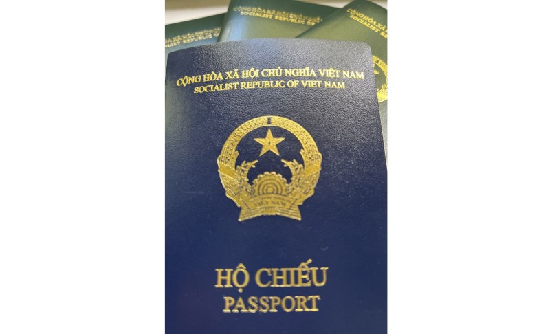 Xử lý vướng mắc hộ chiếu để công dân Việt Nam nhập cảnh vào Đức