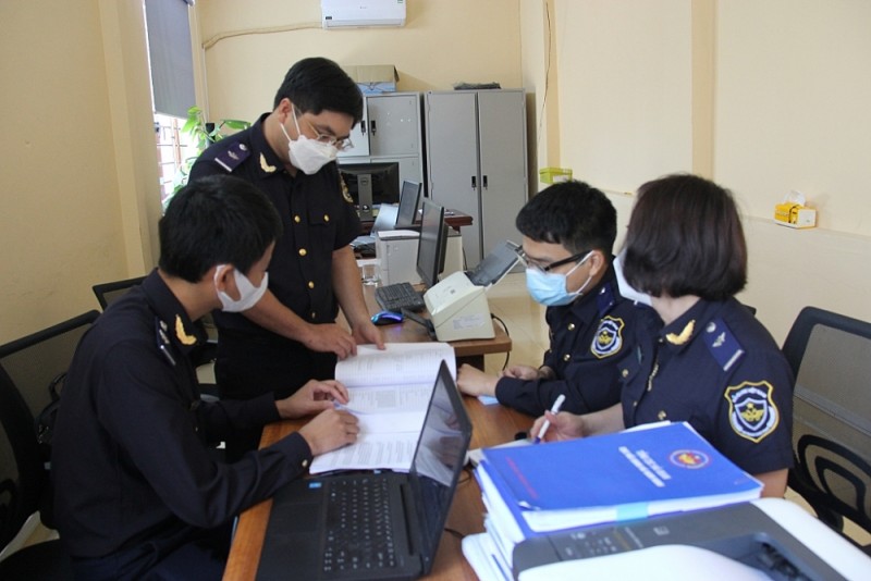 7 giám đốc bị hoãn xuất cảnh vì doanh nghiệp nợ thuế