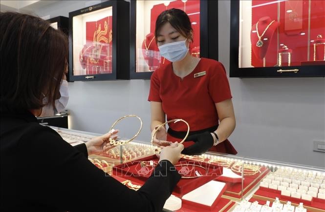 Giá vàng sáng 2/8 trở lại ngưỡng 68,5 triệu đồng/lượng