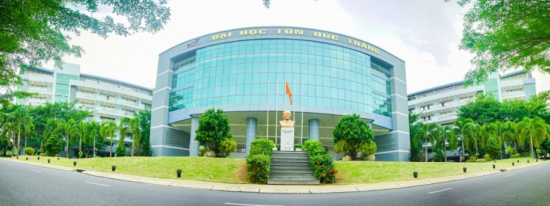 Trường ĐH Tôn Đức Thắng nói gì về thông tin liên tục xuống dốc, hơn 200 tiến sĩ nghỉ việc?