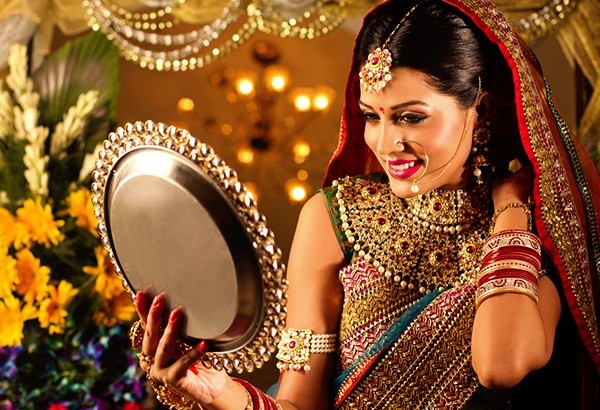 USD giảm, giá vàng tăng vọt