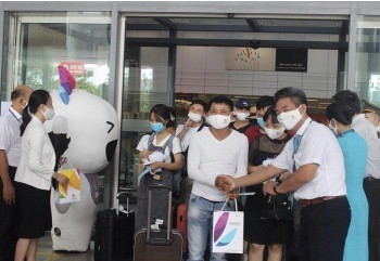 Đà Nẵng: Đón đoàn khách du lịch đầu tiên sau hơn 2 tháng chống dịch