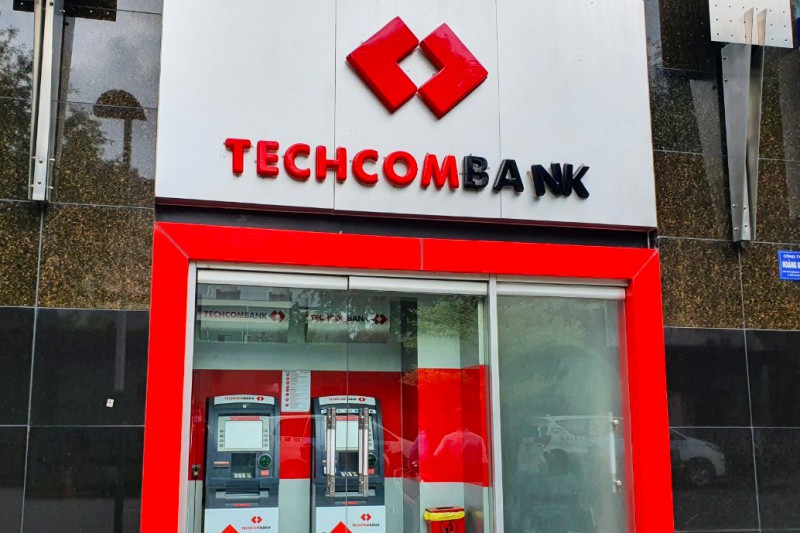 Cổ phiếu Techcombank lập kỷ lục giao dịch từ khi lên sàn