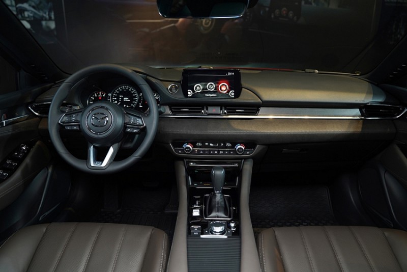 Giá lăn bánh xe Mazda 6 ngày 27/10/2020: Ưu đãi tiền mặt lên đến 30 triệu đồng gia lan banh xe mazda 6 ngay 27102020 uu dai tien mat len den 30 trieu dong