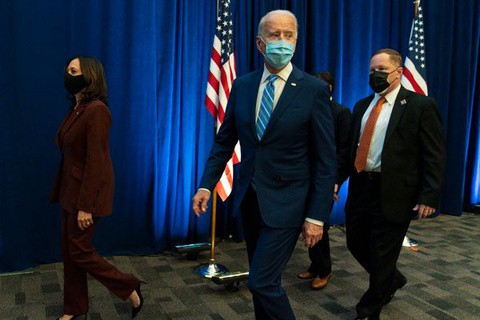 Ông Biden chuẩn bị cho kịch bản chuyển giao chính phủ bị cản trở