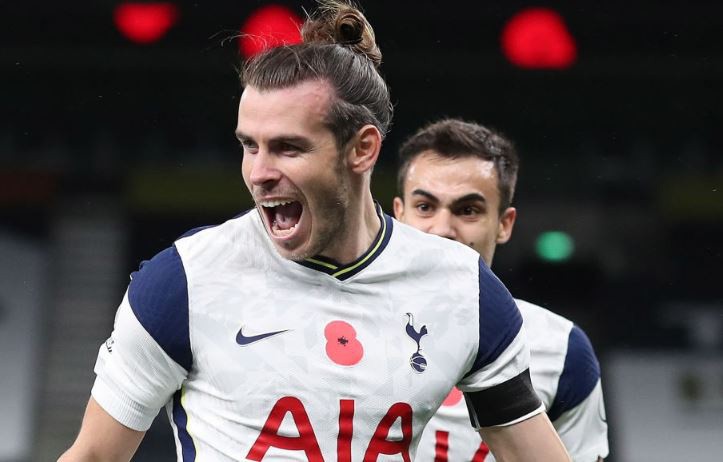Bale tỏa sáng đưa Spurs áp sát ngôi đầu