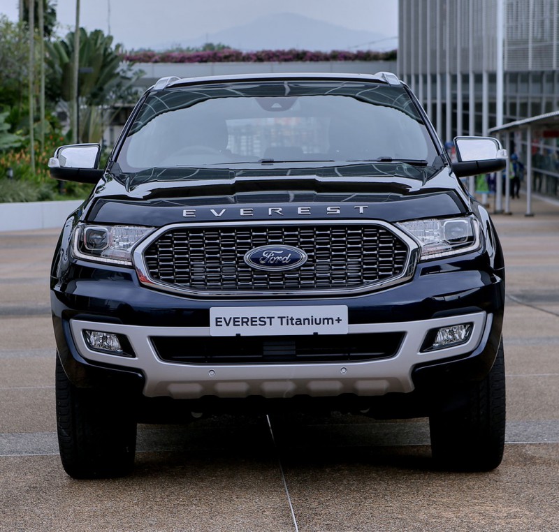Ford Everest 2021 ra mat anh 2
