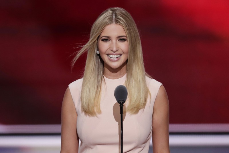 Thời trang hàng hiệu đắt đỏ của Ivanka Trump