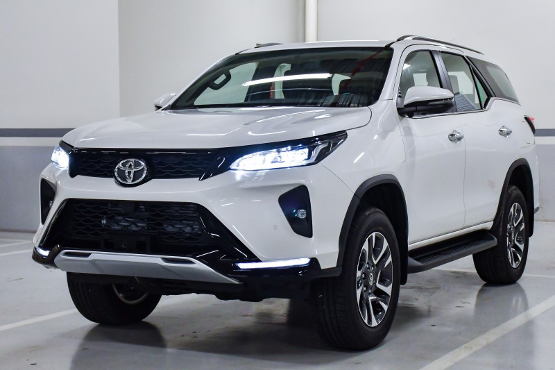 Chi tiết Volvo XC60 R-Design 2020 giá 2,19 tỷ đồng tại Việt Nam