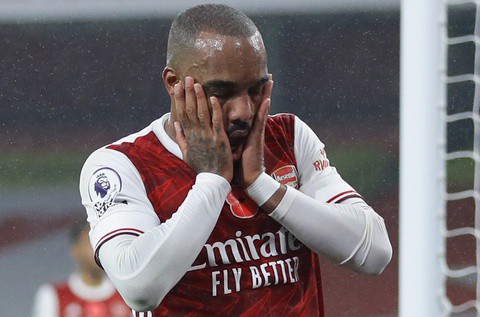 Aston Villa thắng đậm Arsenal ngay tại Emirates