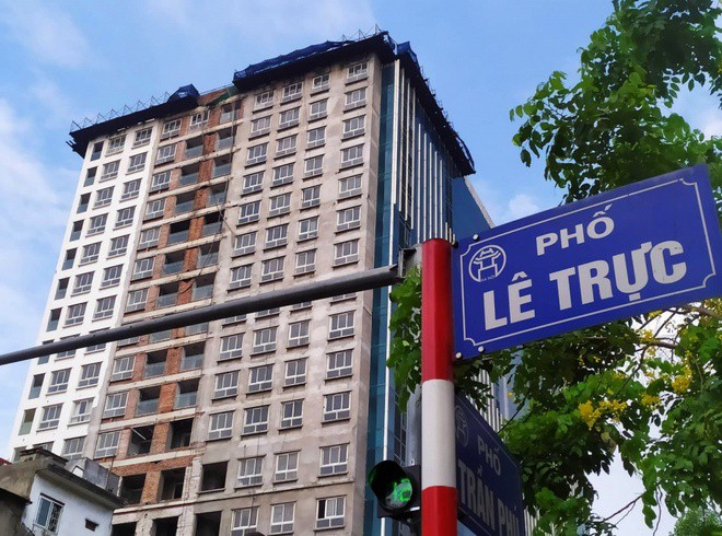 Xử lý vi phạm 8B Lê Trực: Hà Nội cho phép giữ lại một số hạng mục vượt giấy phép