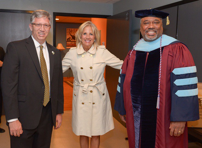 sinh vien noi ve ba Jill Biden anh 3