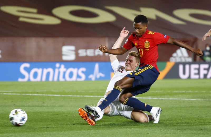 Doi hinh cau thu U20 anh 12