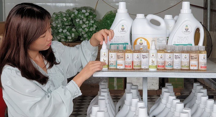 Nước tẩy rửa từ rác nông sản thân thiện với môi trường