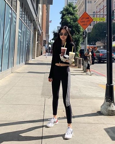 sao mac do the thao xau anh 11