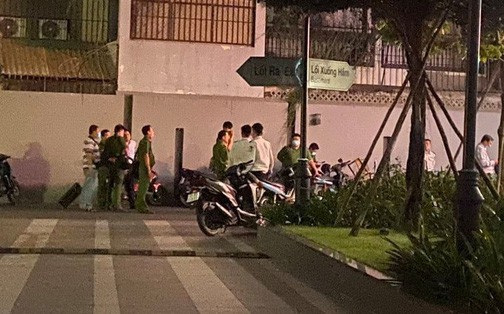 Người ngoại quốc tử vong nghi rơi từ tầng cao chung cư ở Sài Gòn