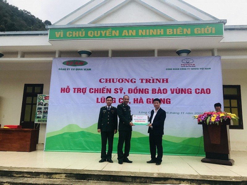 VEAM: Chung tay hỗ trợ người yếu thế và các chiến sỹ vùng biên giới Hà Giang