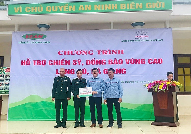VEAM chung tay hỗ trợ người yếu thế và các chiến sỹ vùng biên giới Hà Giang