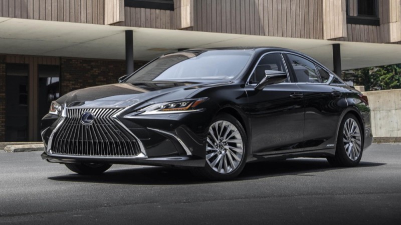 Giá xe Lexus ES mới nhất tháng 11/2020