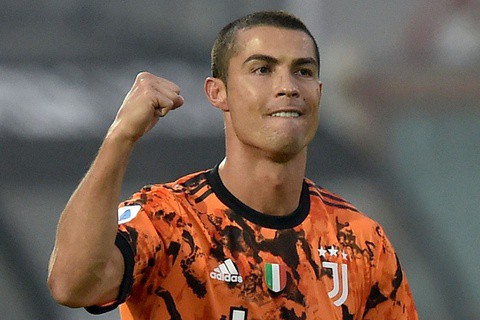 Ronaldo cân nhắc trở về MU