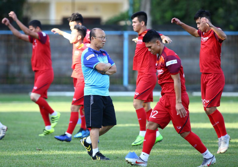 ĐTQG Việt Nam sẽ vô địch AFF Cup 2021 bằng đội hình dự bị?