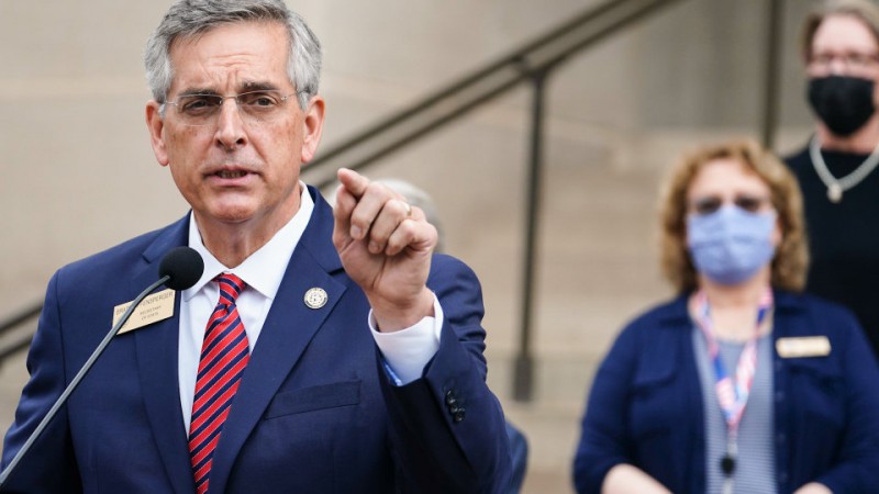 Người đứng sau quyết định kiểm phiếu lại bằng tay ở Georgia