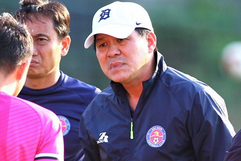 HLV Vũ Tiến Thành: 'CLB Sài Gòn không còn của bầu Hiển'