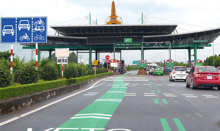 Chuyên gia nói gì trước đề xuất tăng phí BOT của VARSI?